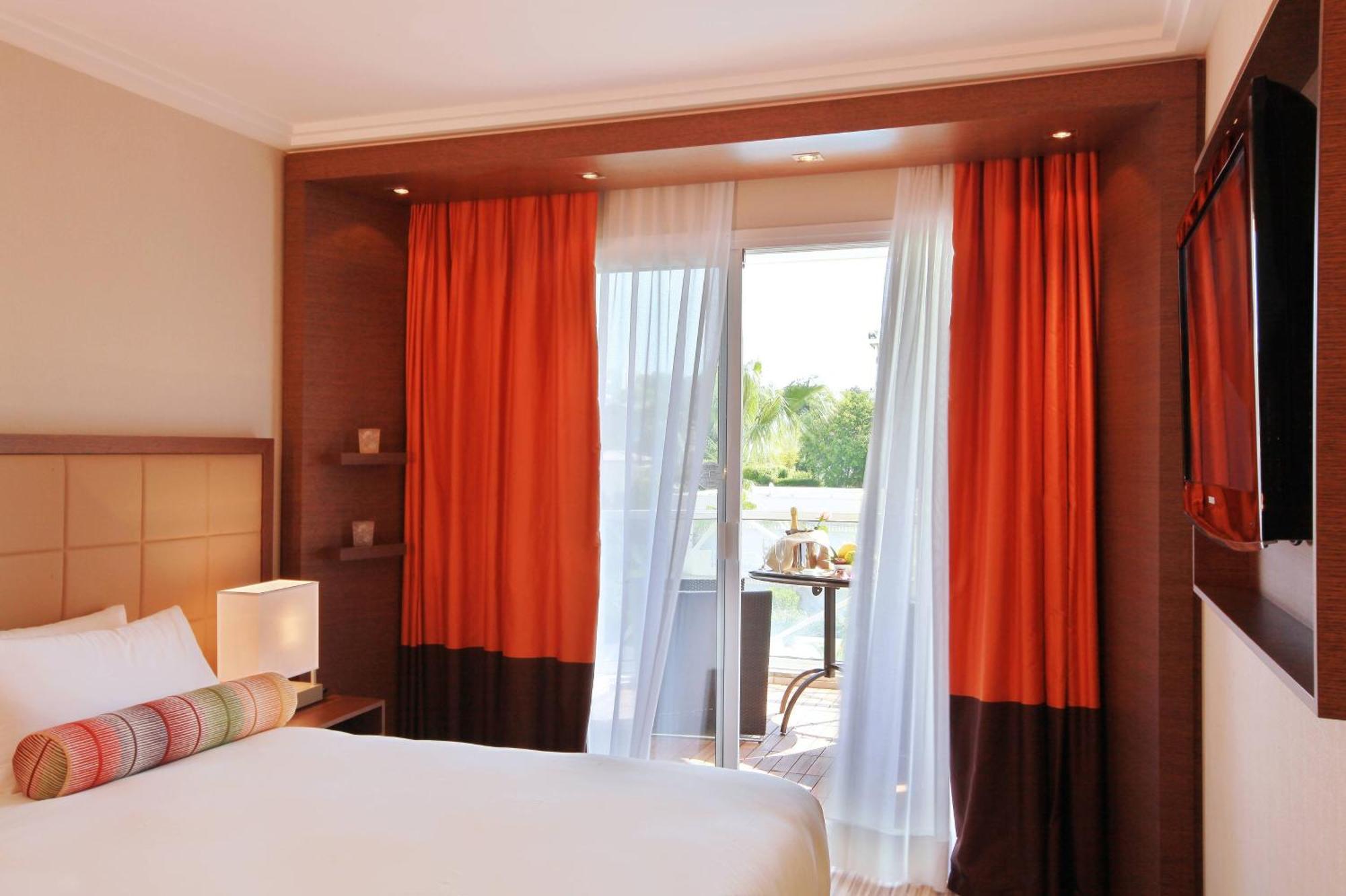 Ac Hotel By Marriott Ambassadeur Antibes - Juan Les Pins Esterno foto
