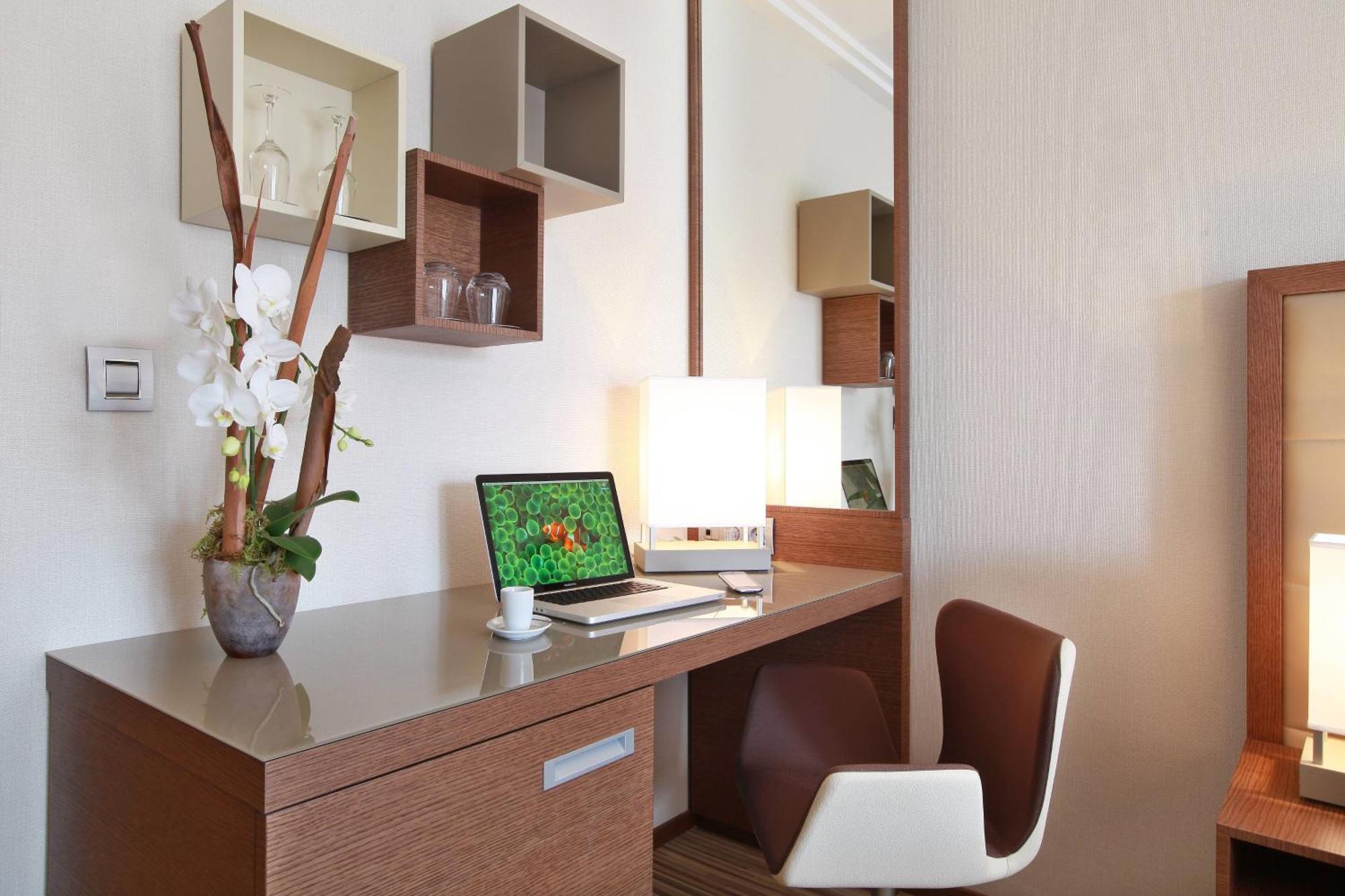 Ac Hotel By Marriott Ambassadeur Antibes - Juan Les Pins Esterno foto